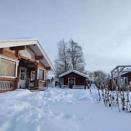 Hirsimoekki Harjulla * Pudasjarvi